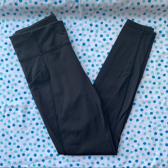 Lululemon Time To Sweat Leggings 28” in black - Picture 5 of 6
